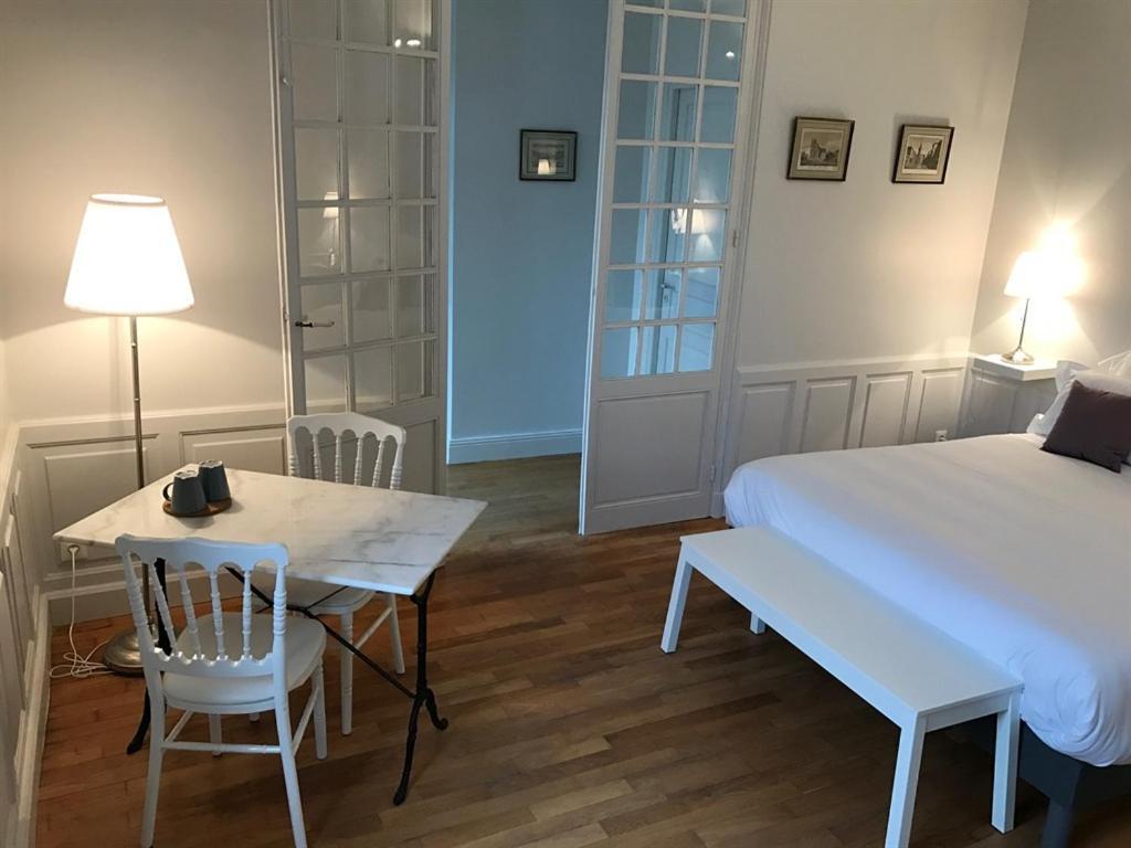 Villa Clement Appart'Hotel Sens Rum bild